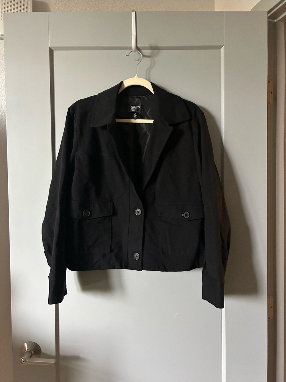Jones New York Black Cropped Button-Down Blazer